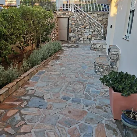 Hermes Appartamento Chalkís